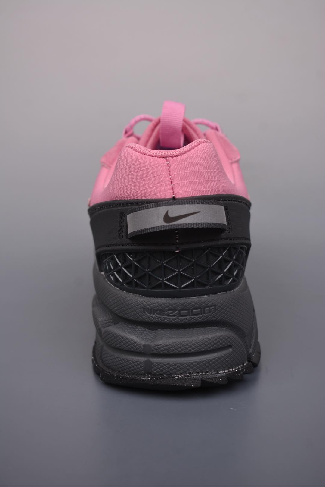 Nike Zoom Vomero 5 RoamElemental Pink HQ2181-300