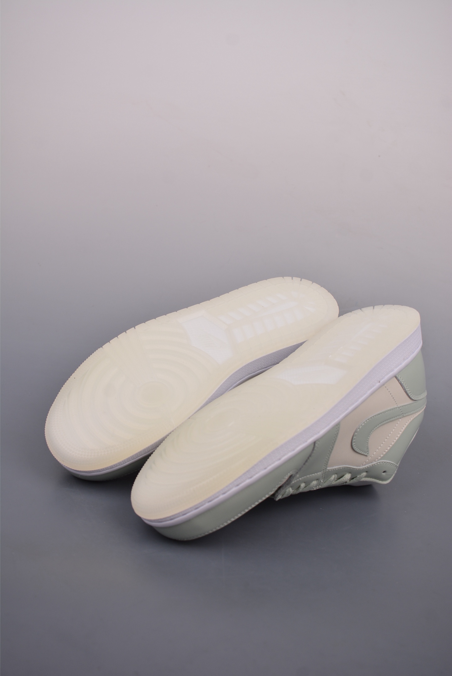 Air Jordan 1 Low SE Seafoam Off-White Light Blue HF4078-100
