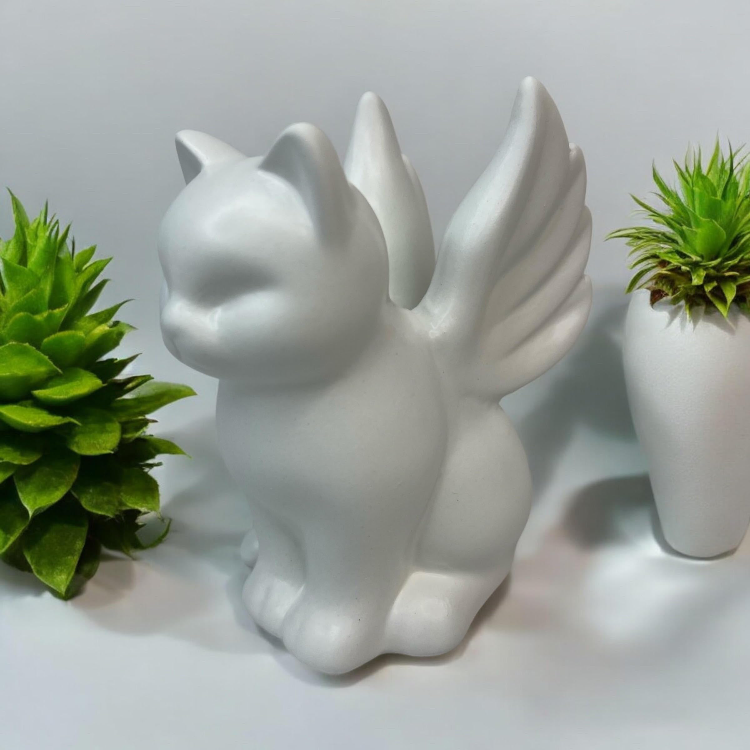 Resin Angel Pet Figurine – A Heartfelt Memorial Keepsake 🐾✨