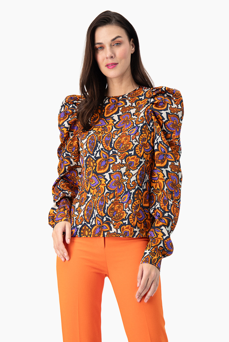 Blusa de manga larga con cinta en espalda para amarre