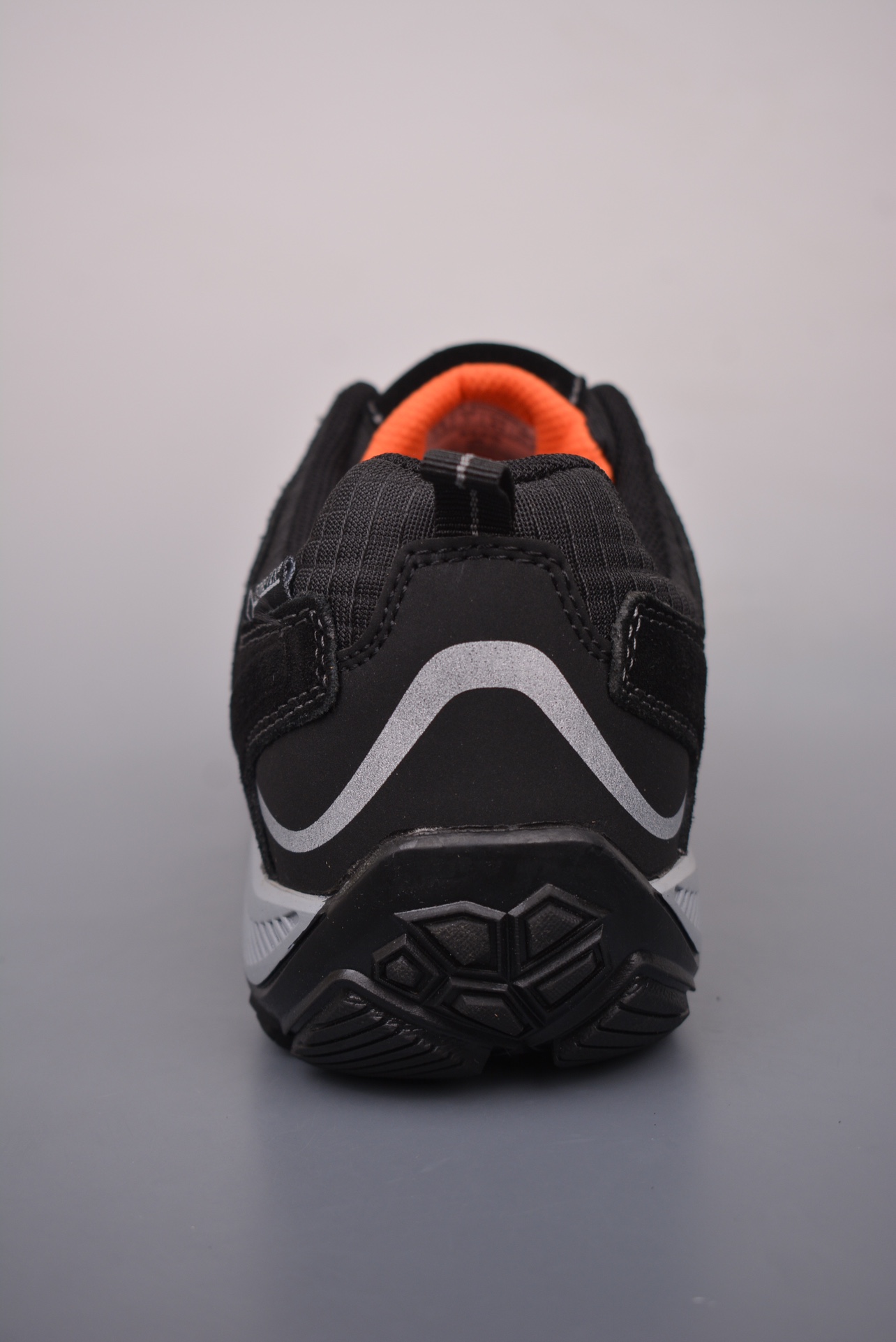 The North Face Cedar Mesa Low Hiking Shoes Black Silver Gray AACNW6T7 869B