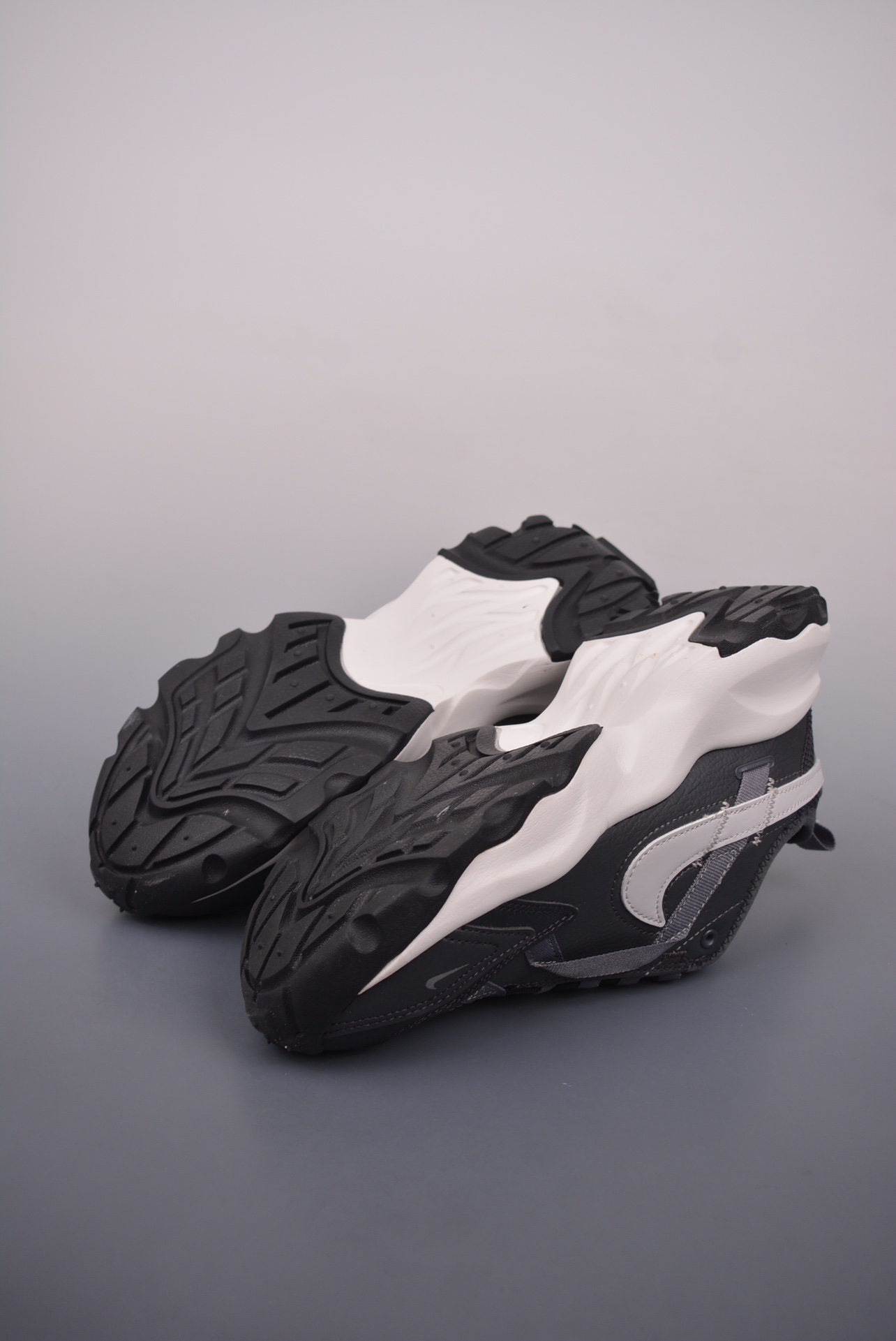 Nike TC 7900 Black Smoke Grey DD9682-001