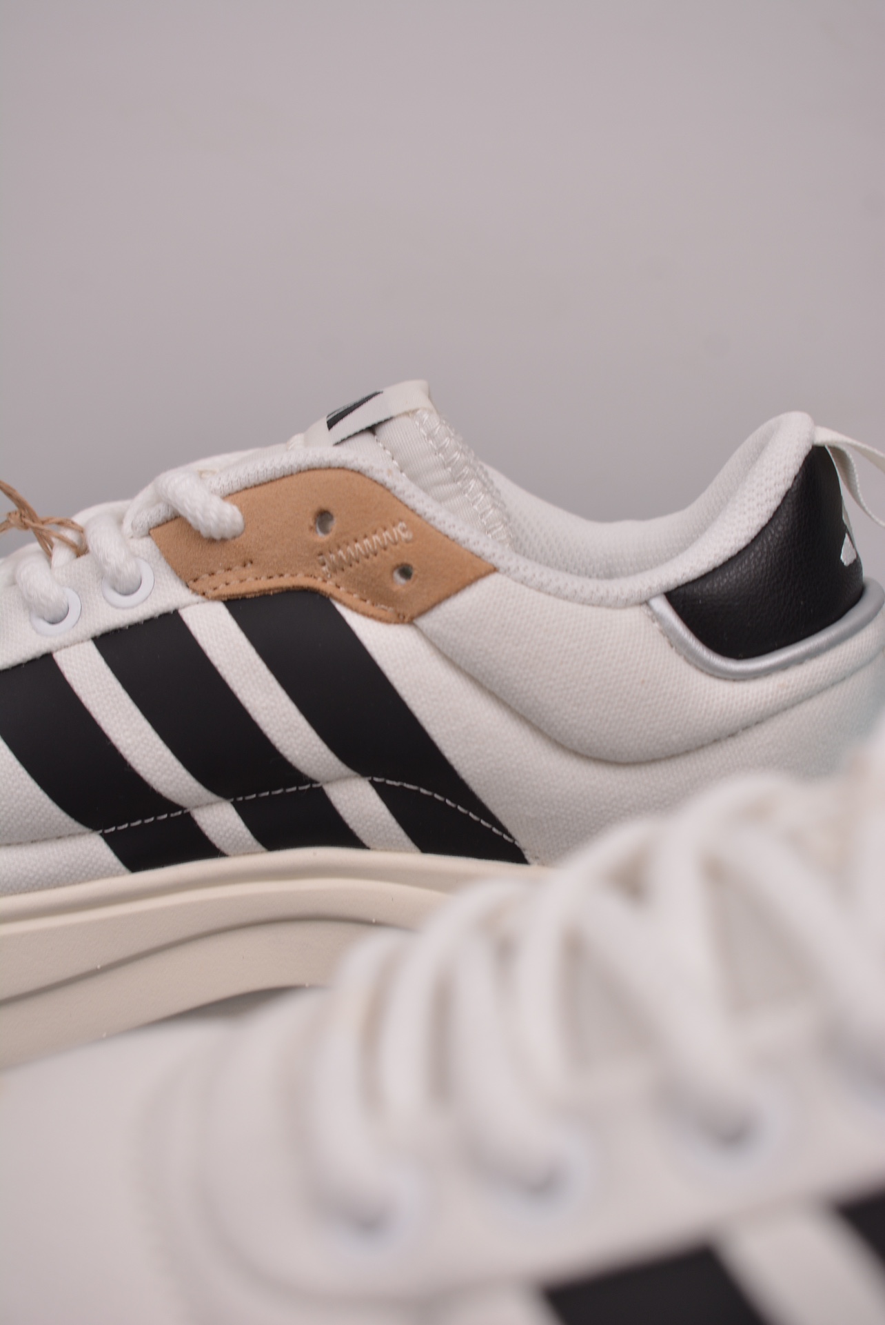 adidas MAXXCOURT SPW White IH6060