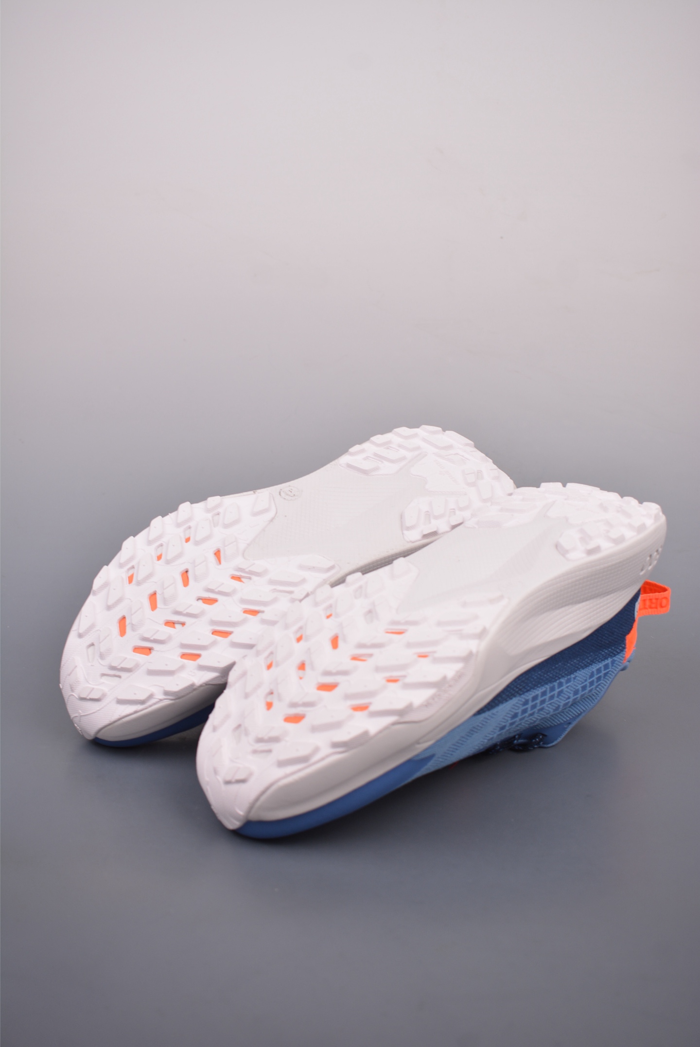 The North Face Altamesa 300 sneakers navy NF0A8A9RV71-135