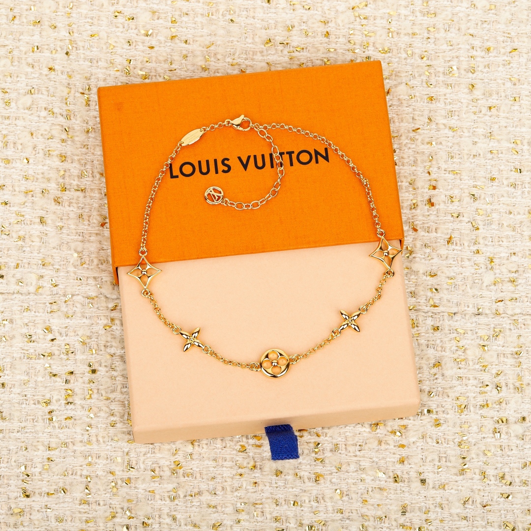 Louis Vuitton floral necklace