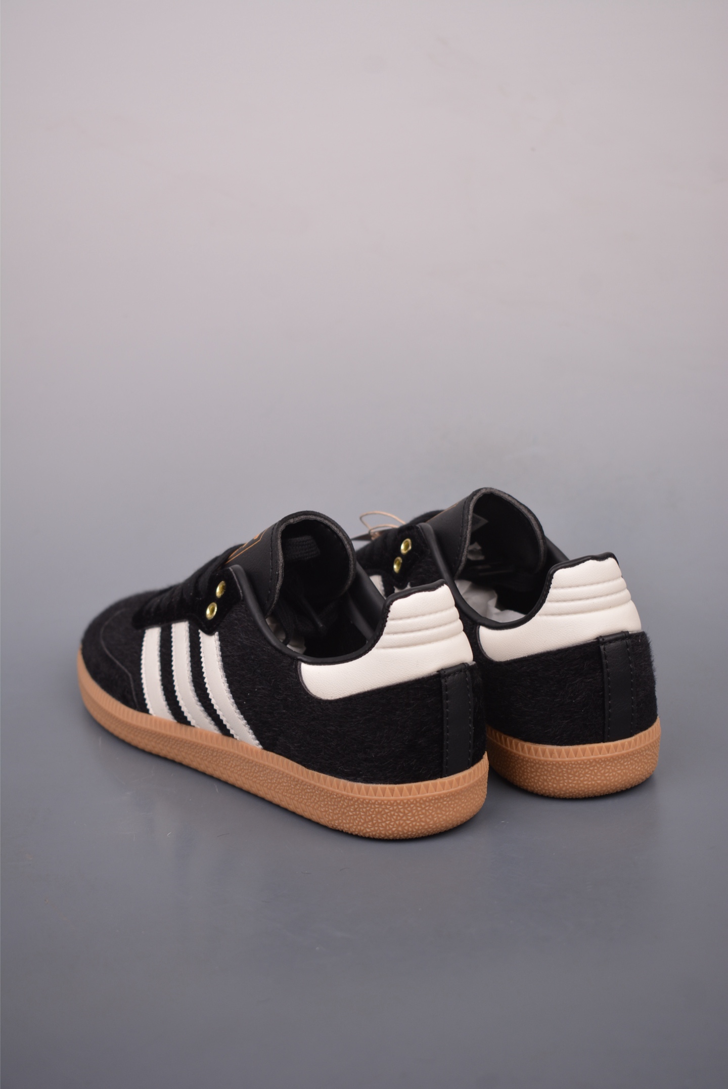 Adidas Originals Samba OG black and white rubber sole JQ3694