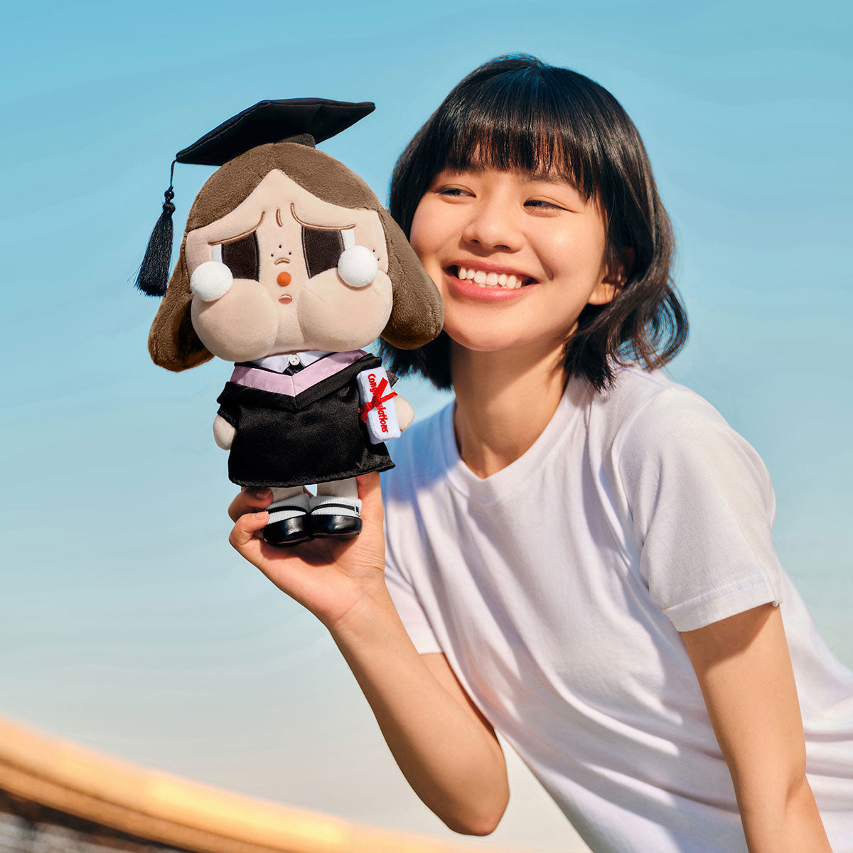 POP MART CRYBABY Sunset Concert Series - Plush Doll