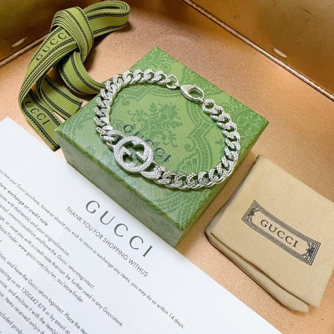 Gucci GG diamond flat chain bracelet