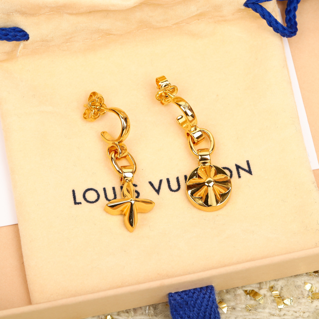 Louis Vuitton four leaf clover earrings