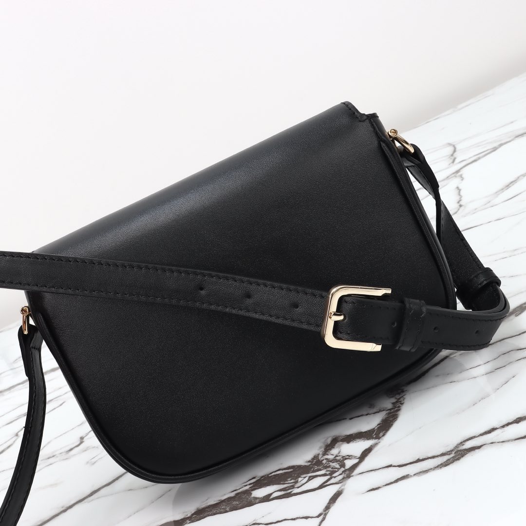Gucci Horsebit 1955 Soft small shoulder bag ‎815205 AAEFH 1000