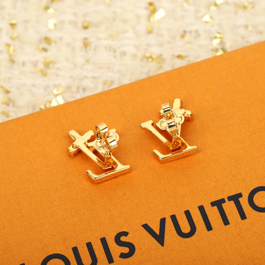 Louis Vuitton Floral Stud Earrings