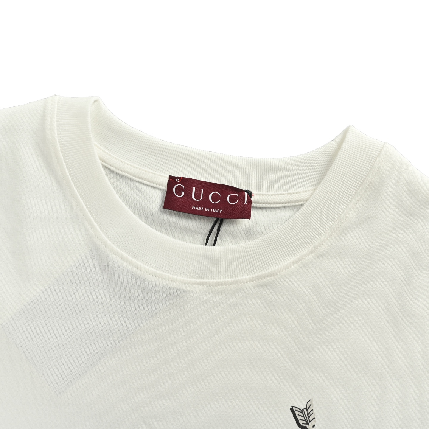Gucci 25ss pocket heart print short sleeve