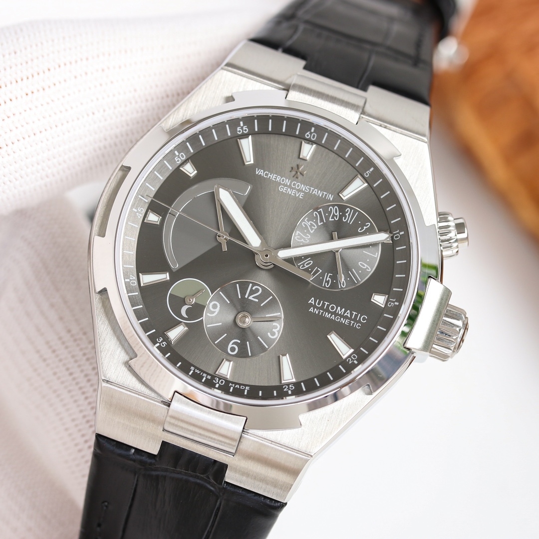 Vacheron Constantin Overseas Series 47450/000W-9511