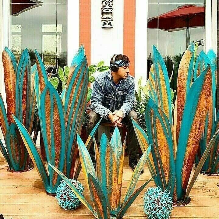 🔥Last Day 50% OFF🔥HandMade Painted Metal Century Plant🔥Buy 2 save 10% & Free Shiping