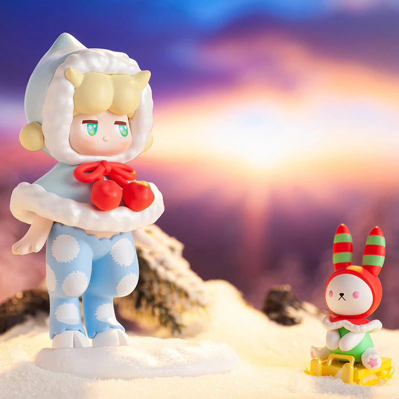 POP MART Satyr Rory Cozy Winter Time Series Blind Box for Christmas [1 Blind Box]