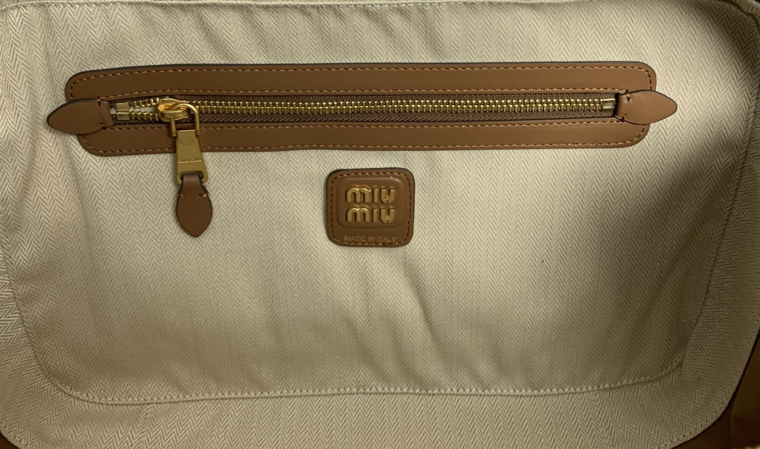 Miu Miu Brown Leather Briefcase 5BB117