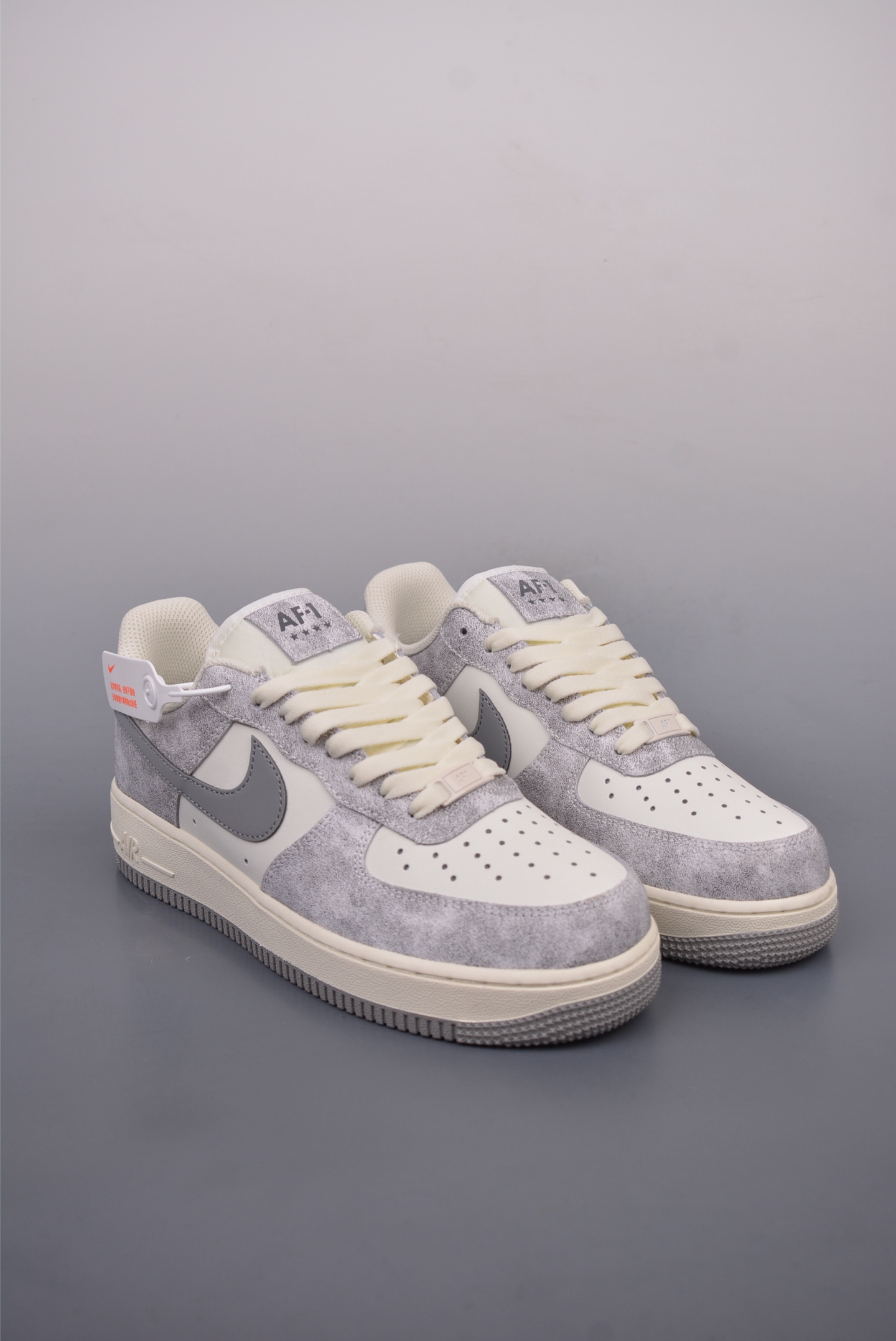 Nike By You Air Force 1'07 Low Retro SP Leather Off-White Dark Grey BL5866-901