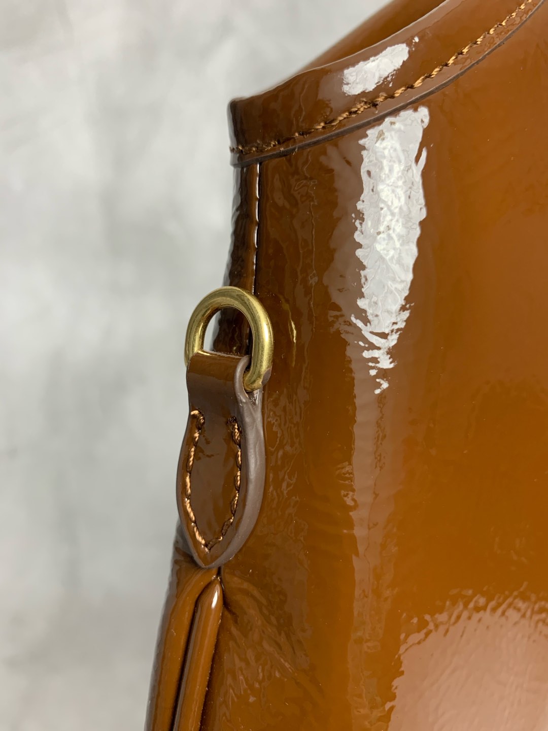 Miu Miu hobo tote 5BG231