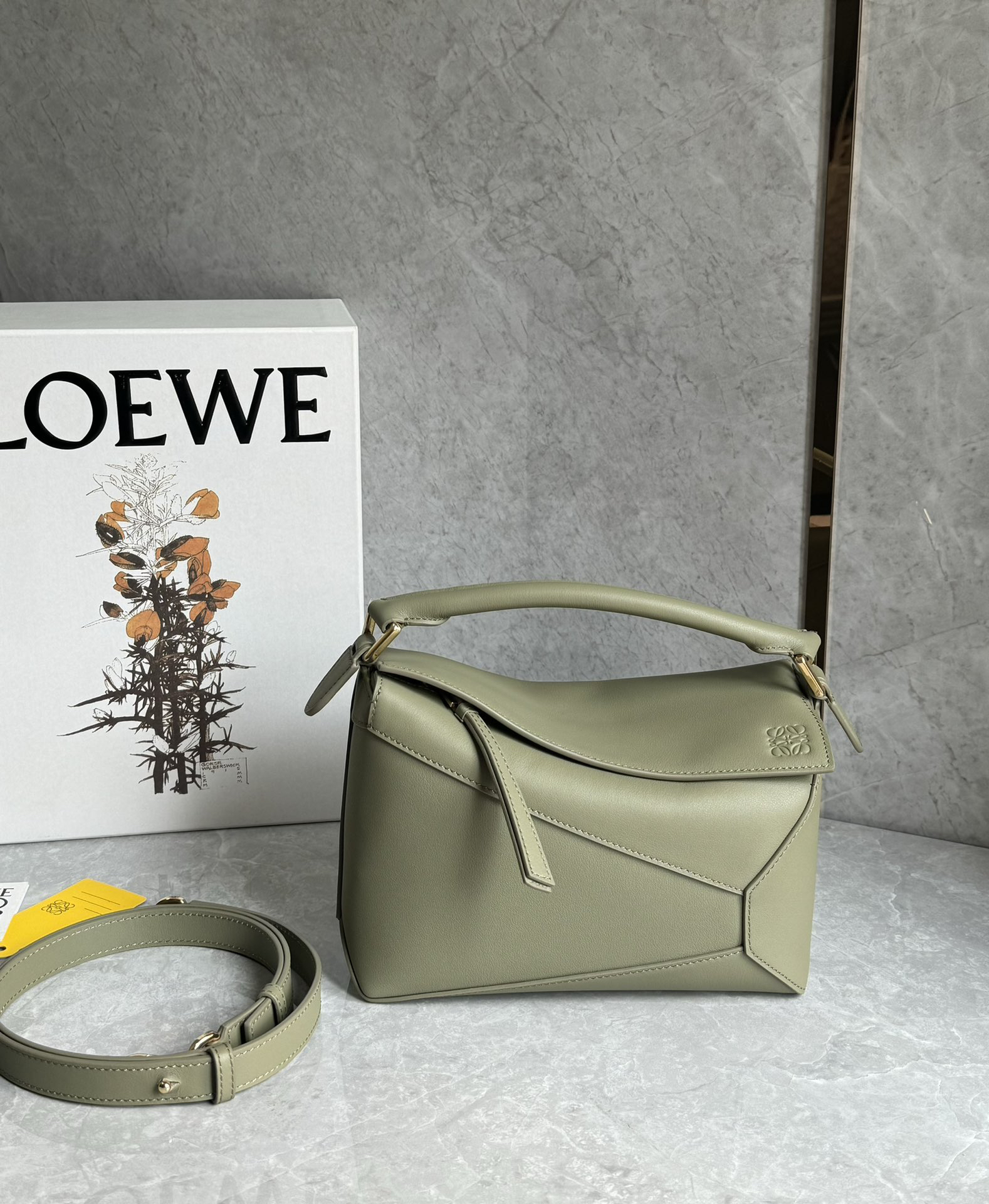 Loewe suede colorblocked zzle bag 0681