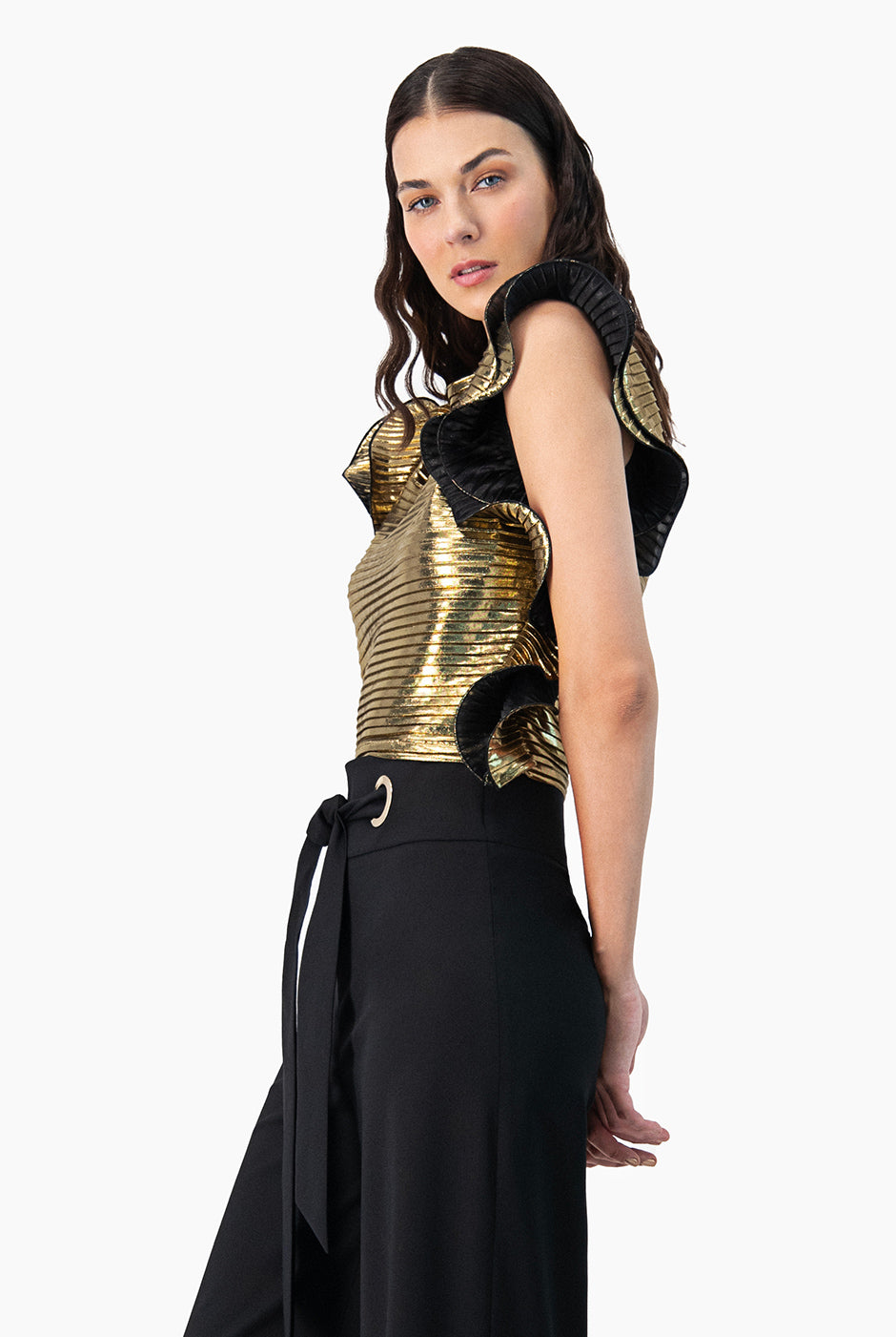 Blusa recta con volantes en mangas