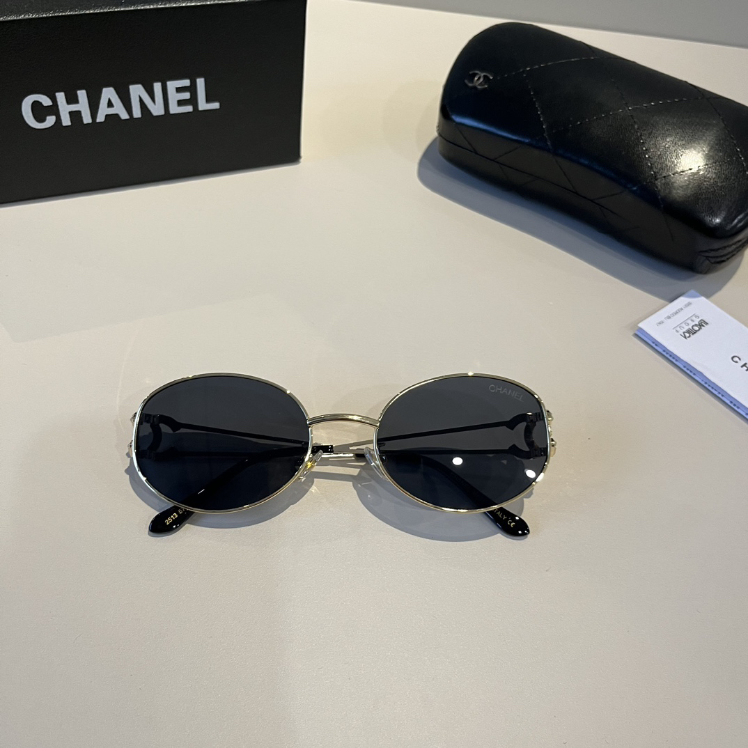 Chanel round frame sunglasses