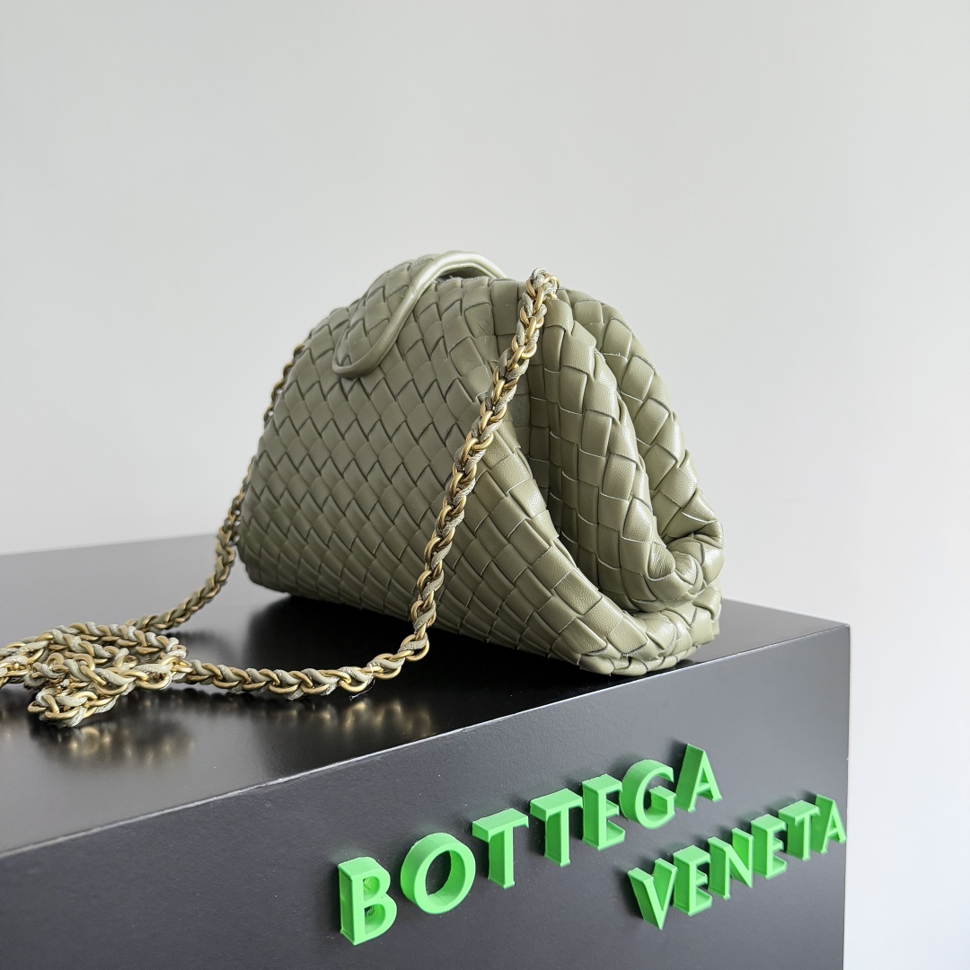 Bottega Veneta LAUREN 1980 Small Clutch 804038