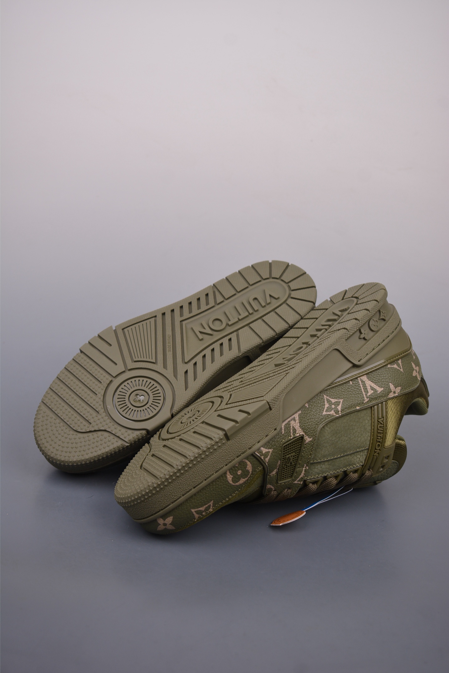 Louis Vuitton Trainer Sneaker Low Army Green Print