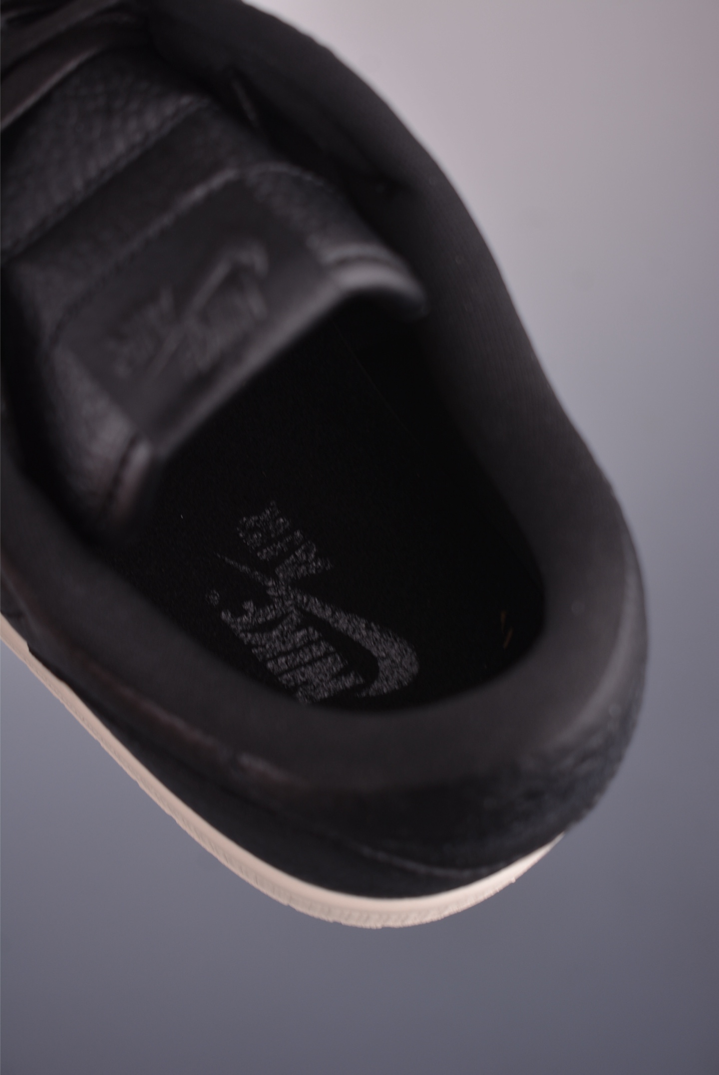 Air Jordan 1 NS 
