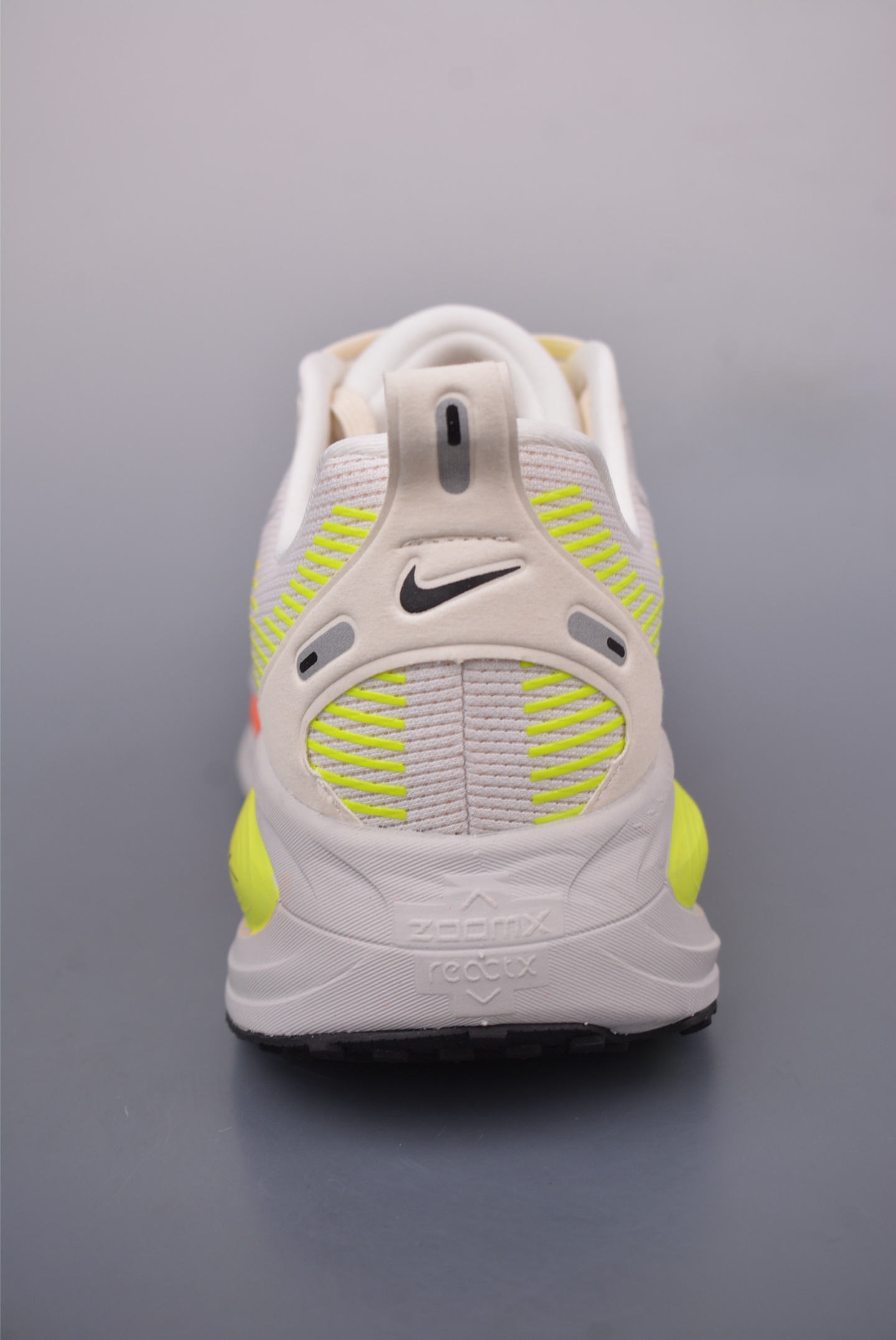 Nike Vomero 18 ZoomX running shoes off-white fluorescent yellow HQ2157-003