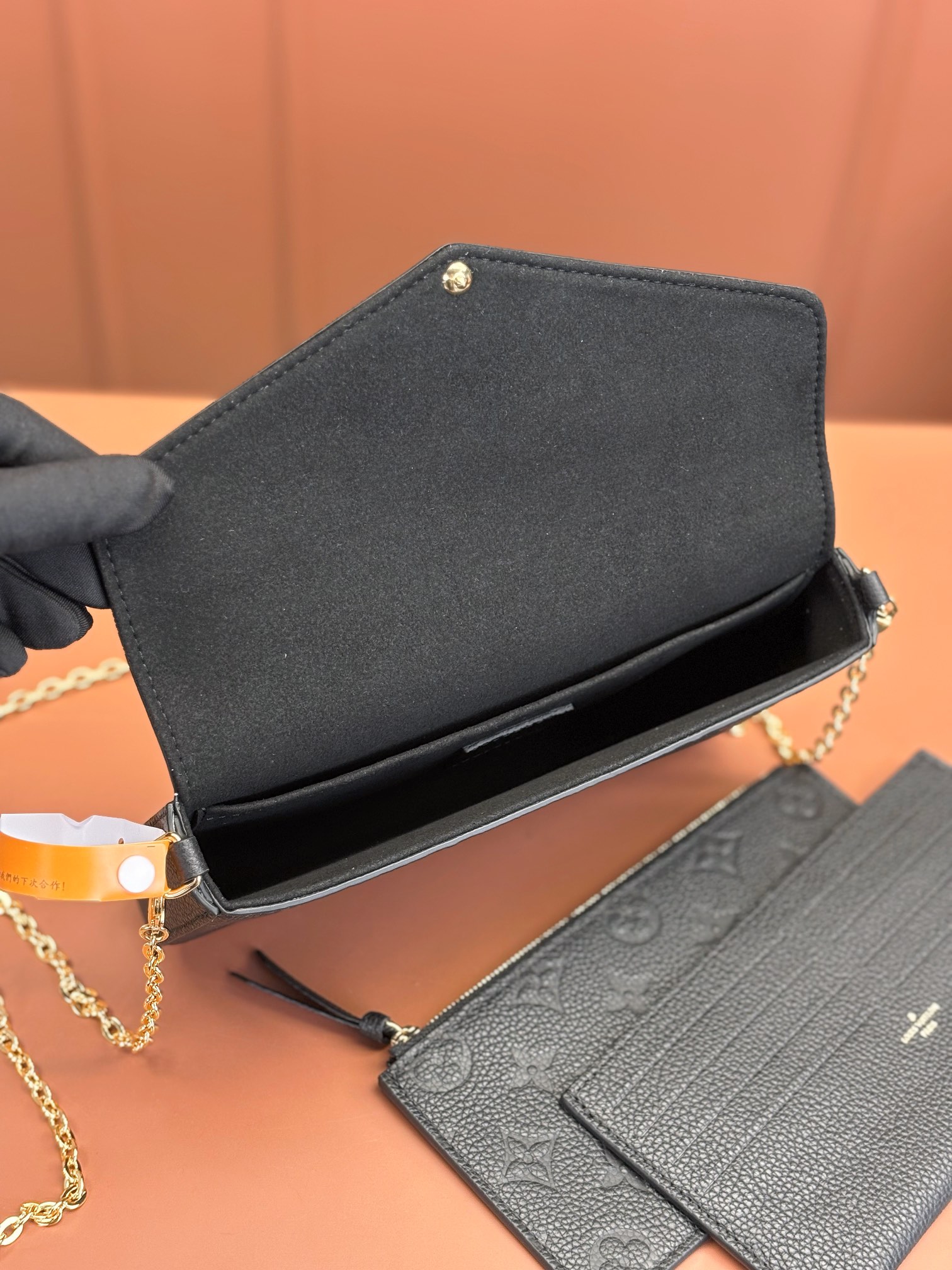 Louis Vuitton POCHETTE FÉLICIE Chain Bag M82477