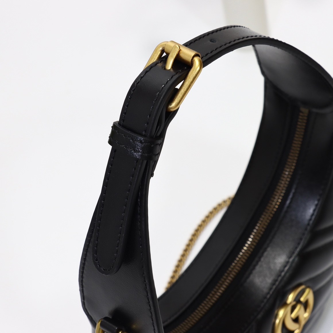 Gucci GG Marmont small shoulder bag 699514 DTDHT 1000