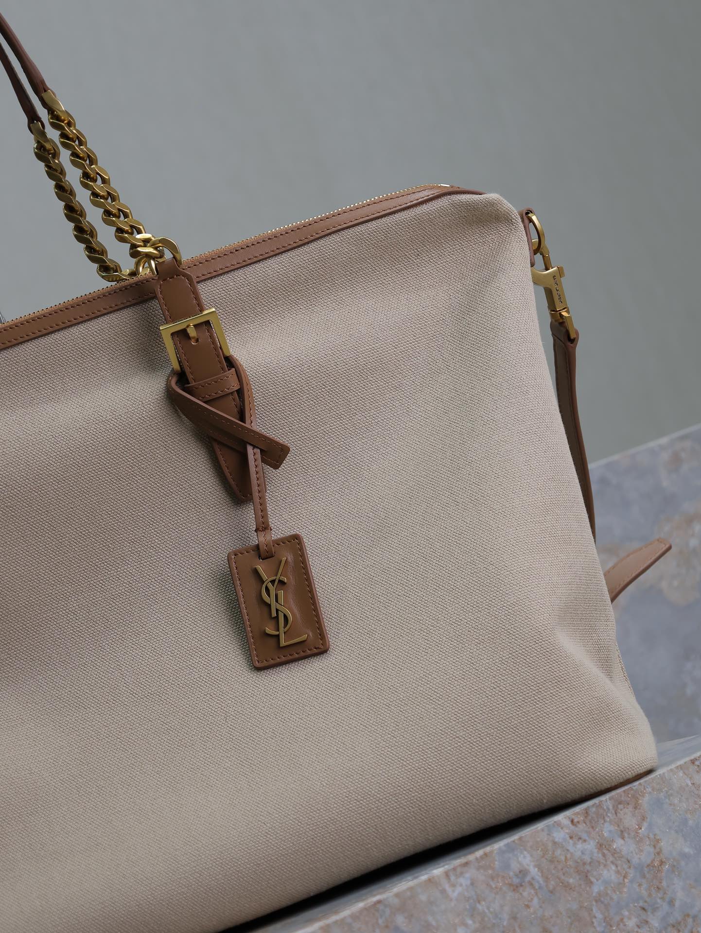 Yves Saint Laurent Travel Bag 791304