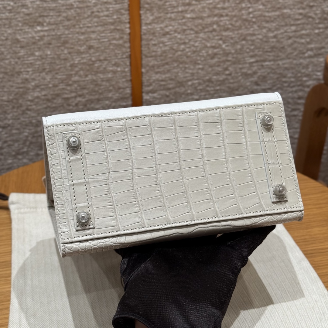 Hermes Birkin Faubourg 8L Beton Handbag (Handmade to Order)
