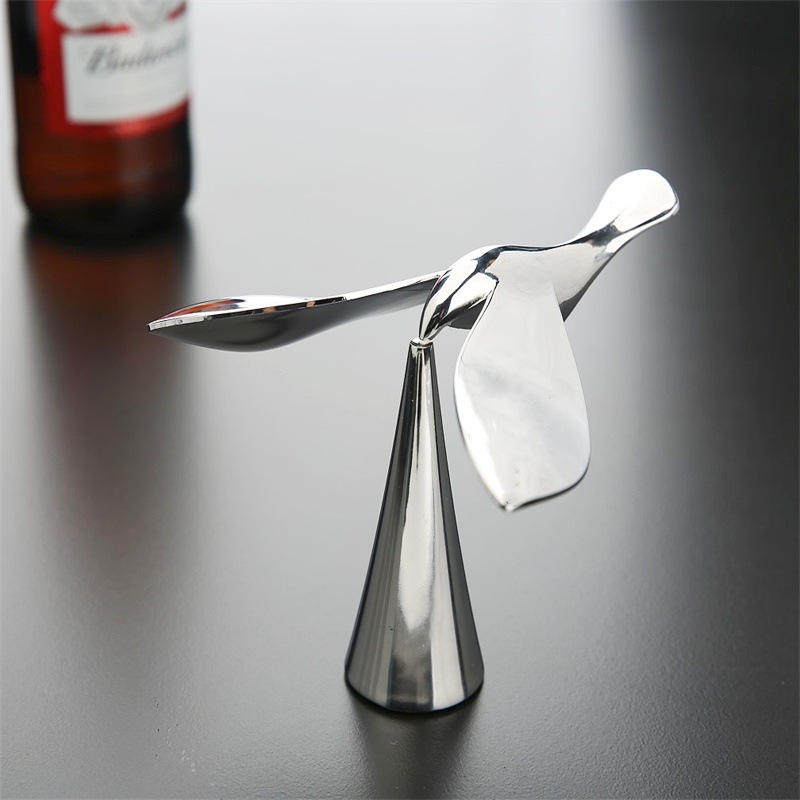 Flying Bird Bottle Opener Tumbler Bird Balance Bird Metal Creative Beer Wine Opener Suspension Bottle Driver For Restaurant