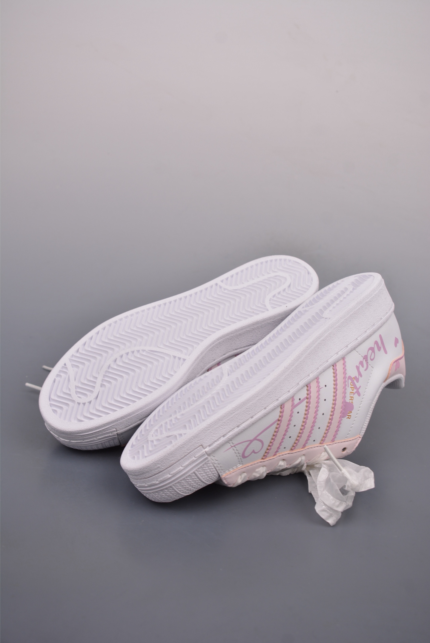 Adidas Originals Superstar Leather White and Pink Graffiti EG4958