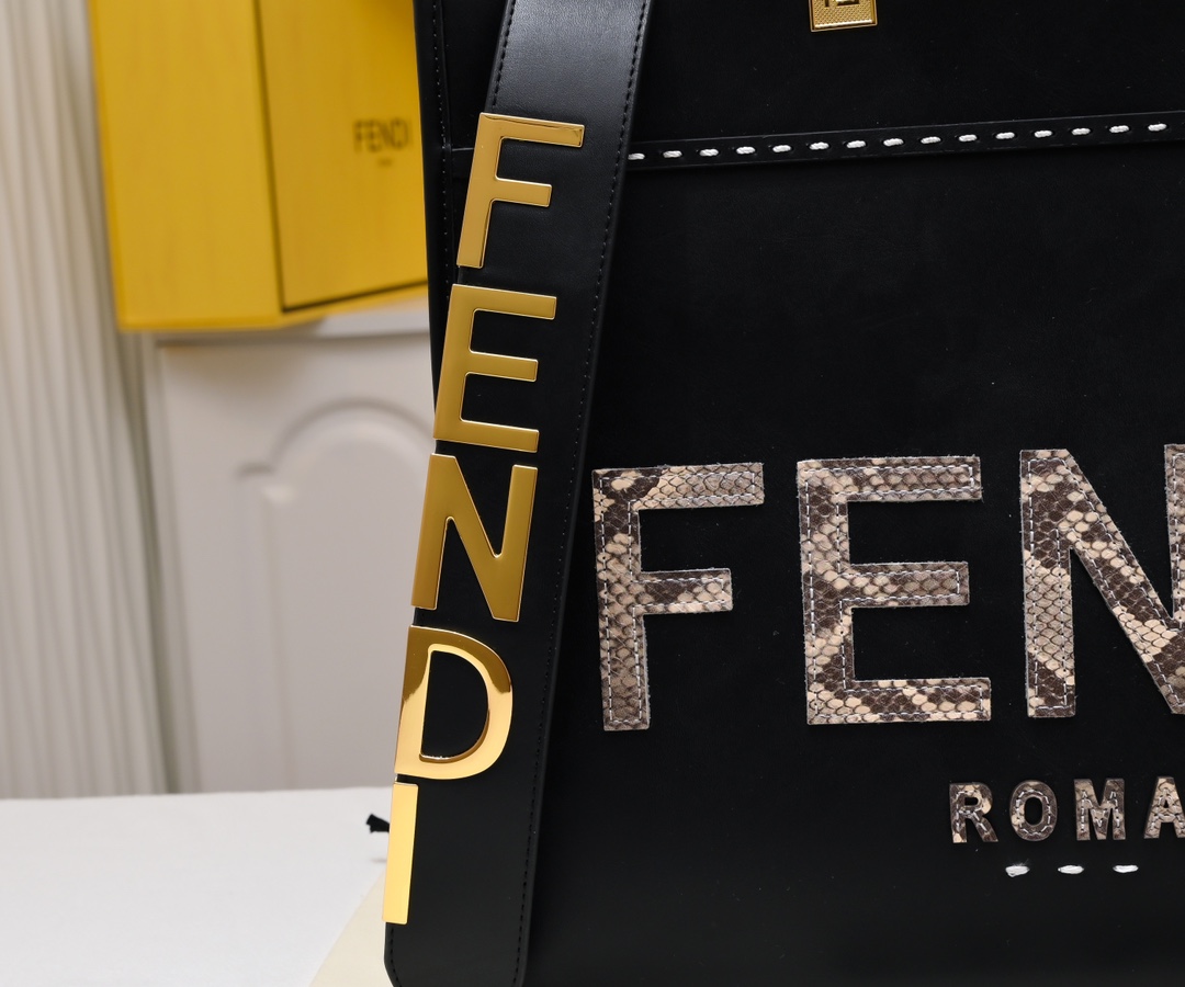FENDI TOTE snake print tote bag 3363