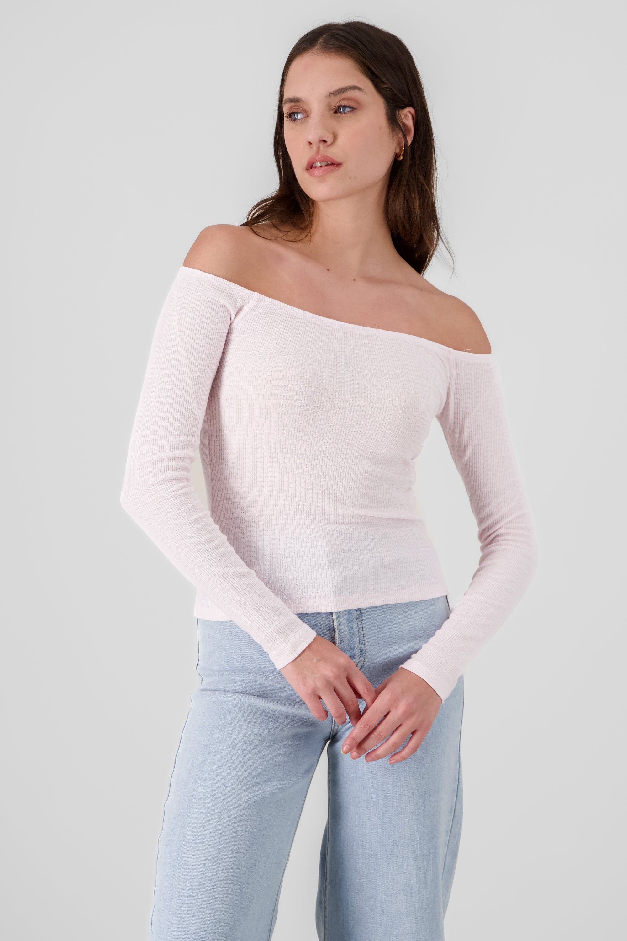 Shoulderless Knit Top