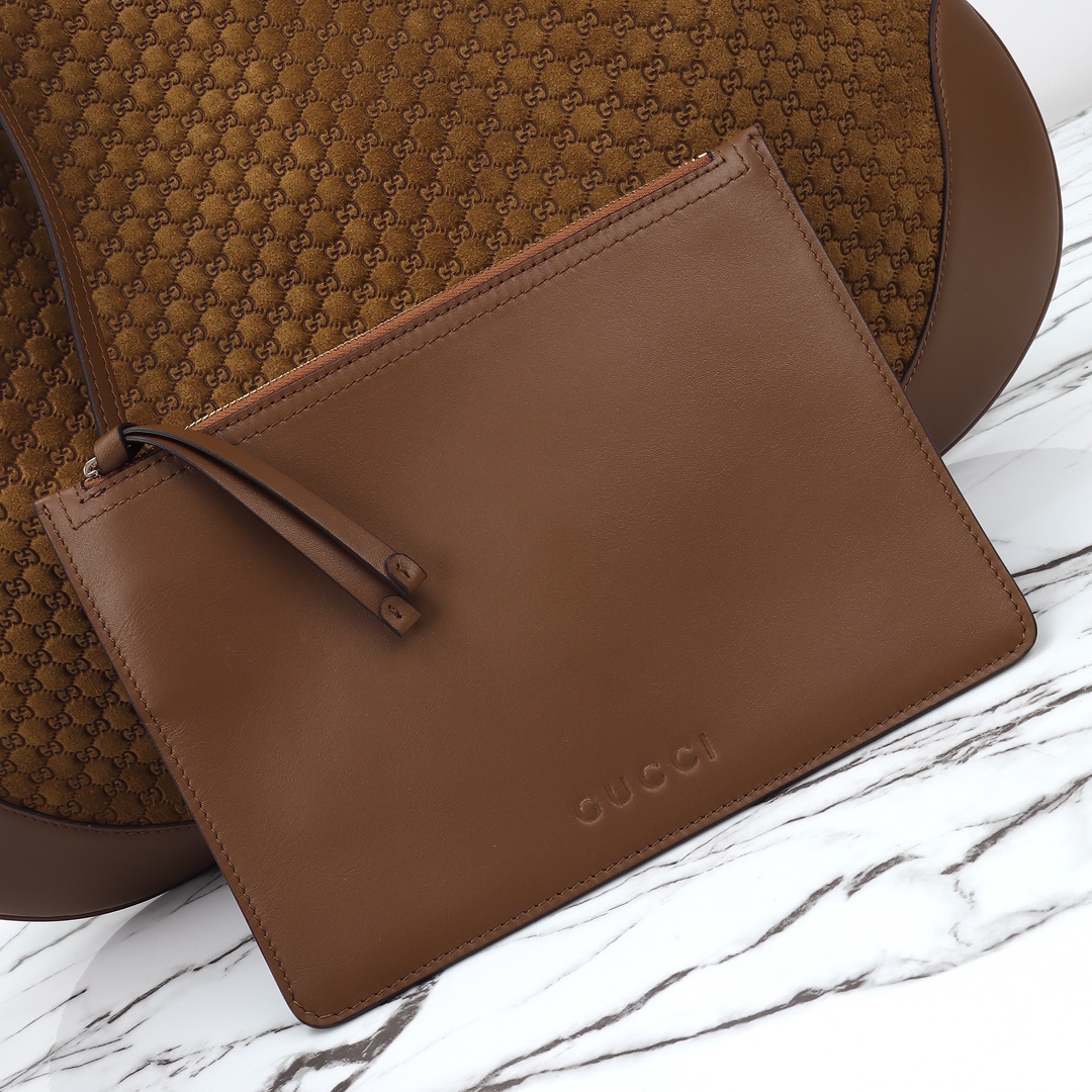 Gucci B large shoulder bag ‎815924 AAEE7 2118