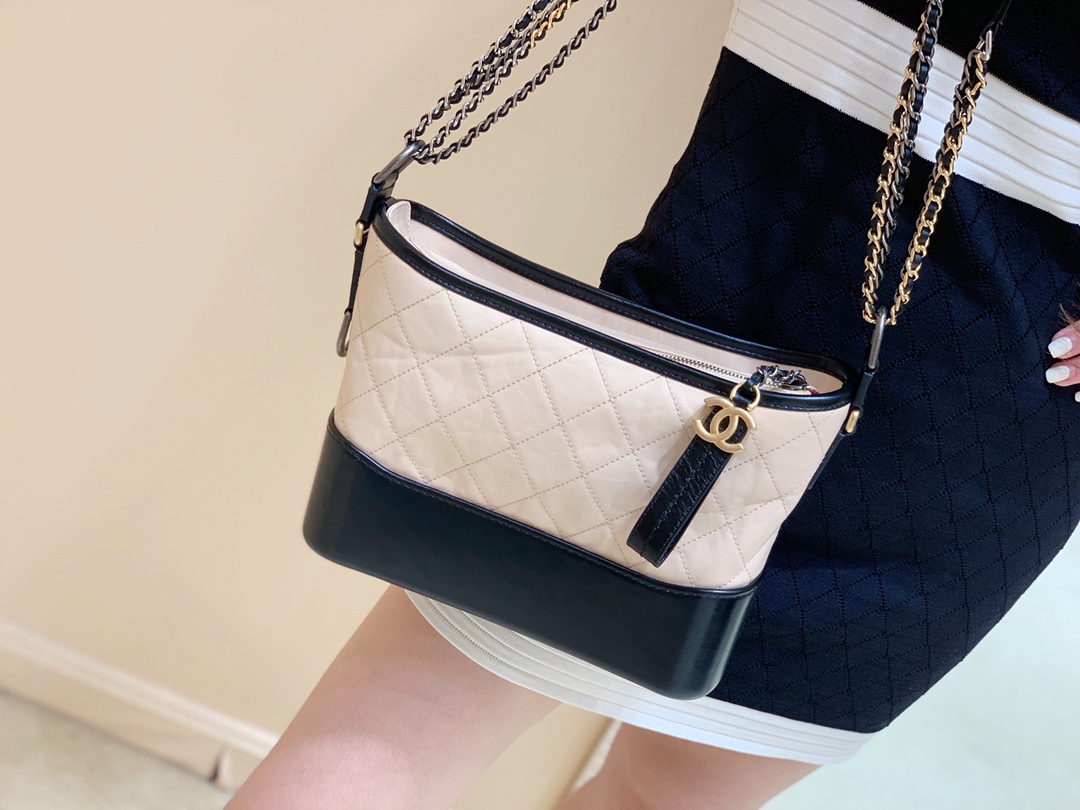 Chanel Gabrielle hobo bag 91810