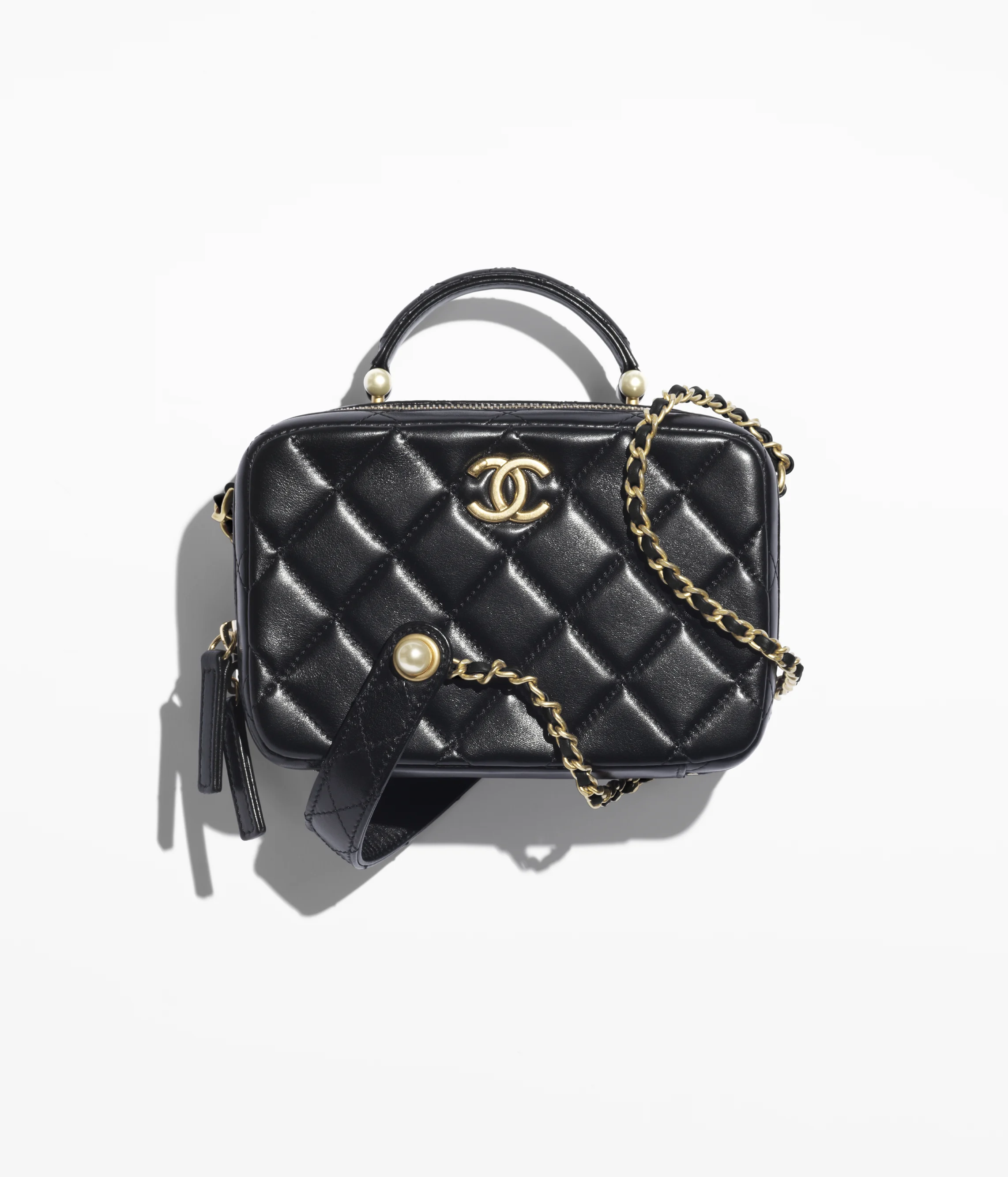 CHANEL Small Vanity Case Shiny Lambskin, Imitation Pearls & Gold-Tone Metal Black AS5409-B19655-94305