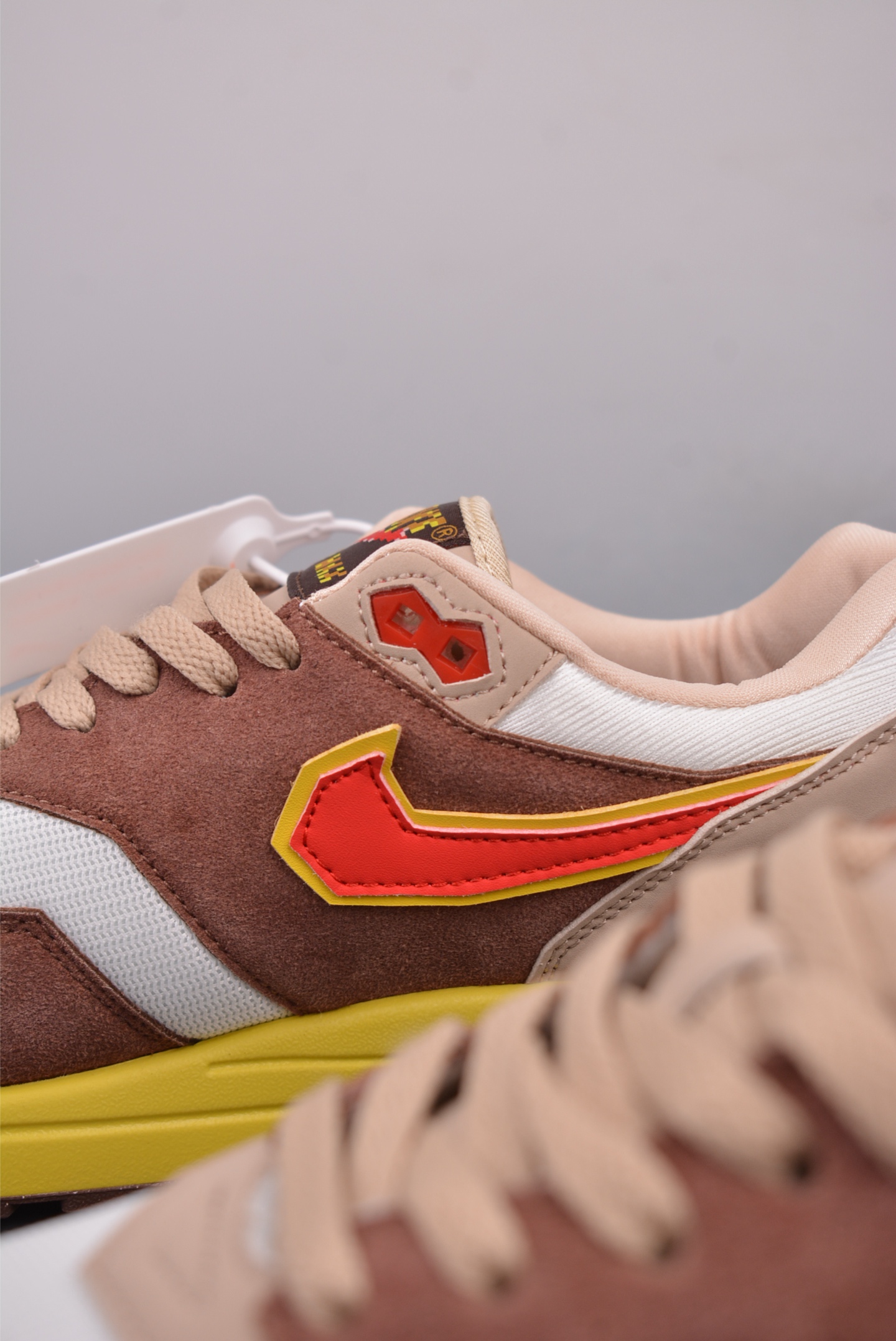 Nike Air Max 1 Donkey Kong Brown HV5776-200