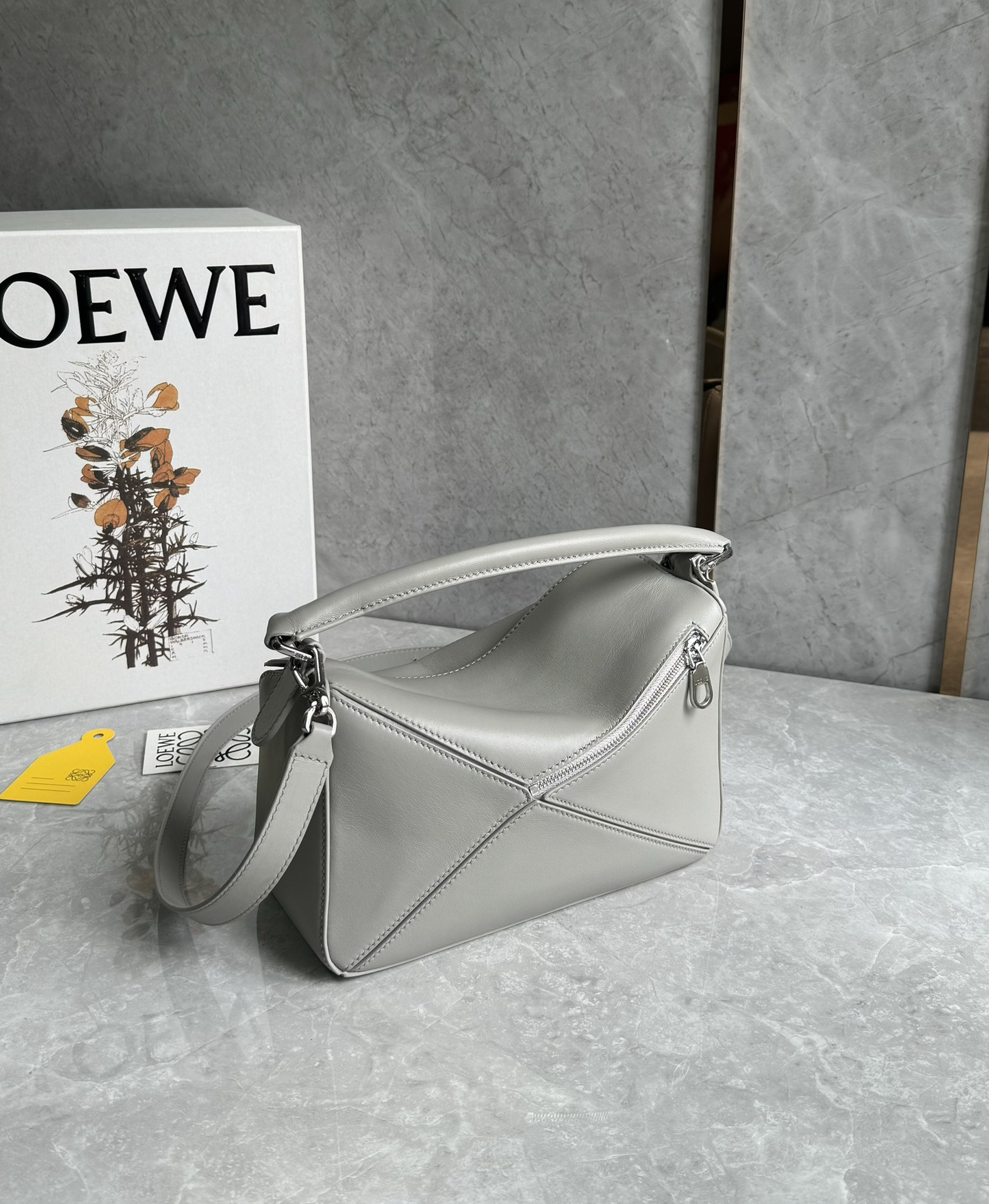 Loewe 10th Anniversary Bag 0189
