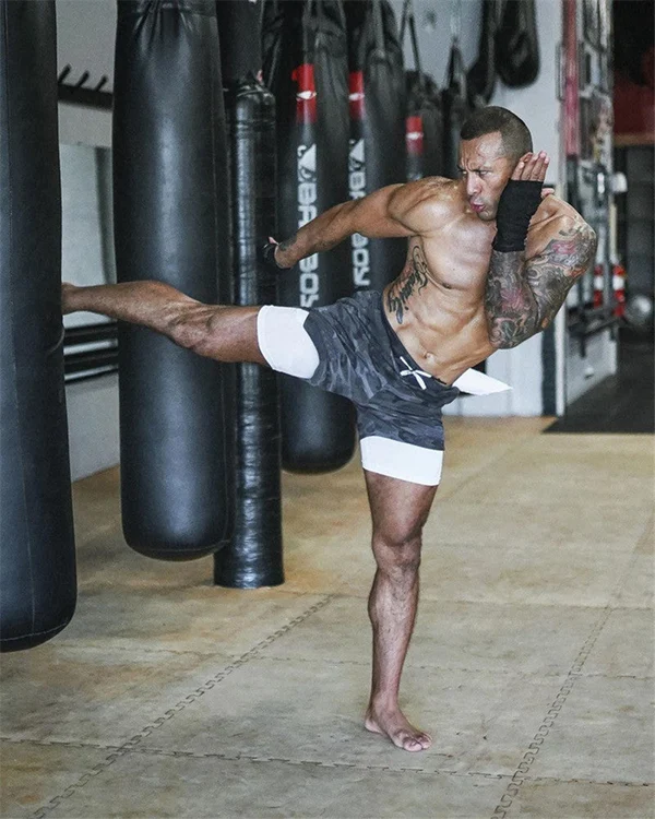 (🔥Last Day Promotion-SAVE 60% OFF)Fairmrsy®-2-in-1 Mens Workout Shorts-BUY 2 GET 10% OFF & FREE SHIPPING