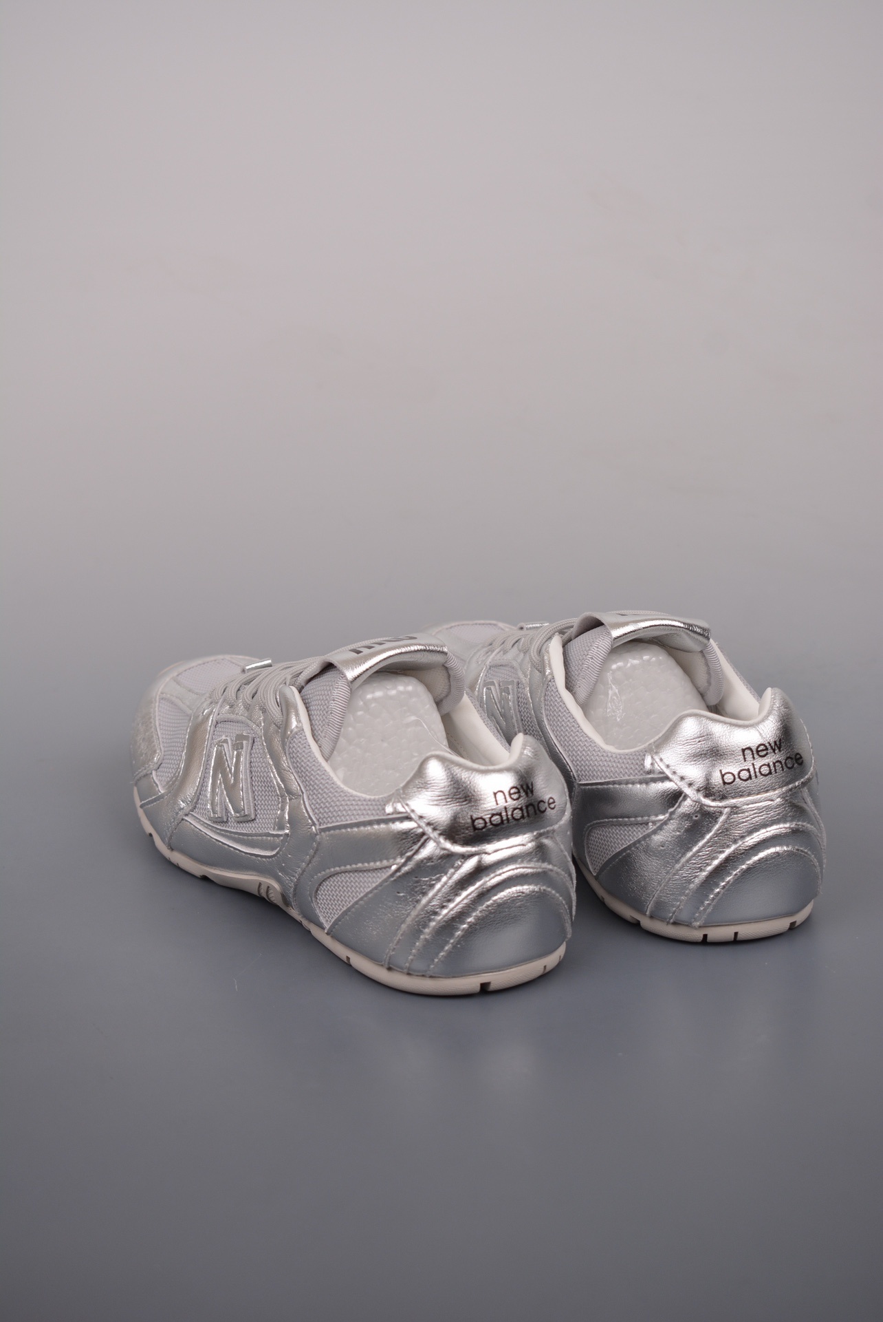 Miu Miu x New Balance 530 SL 
