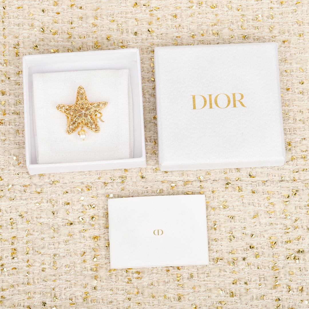 Dior Starfish CD Pearl Brooch