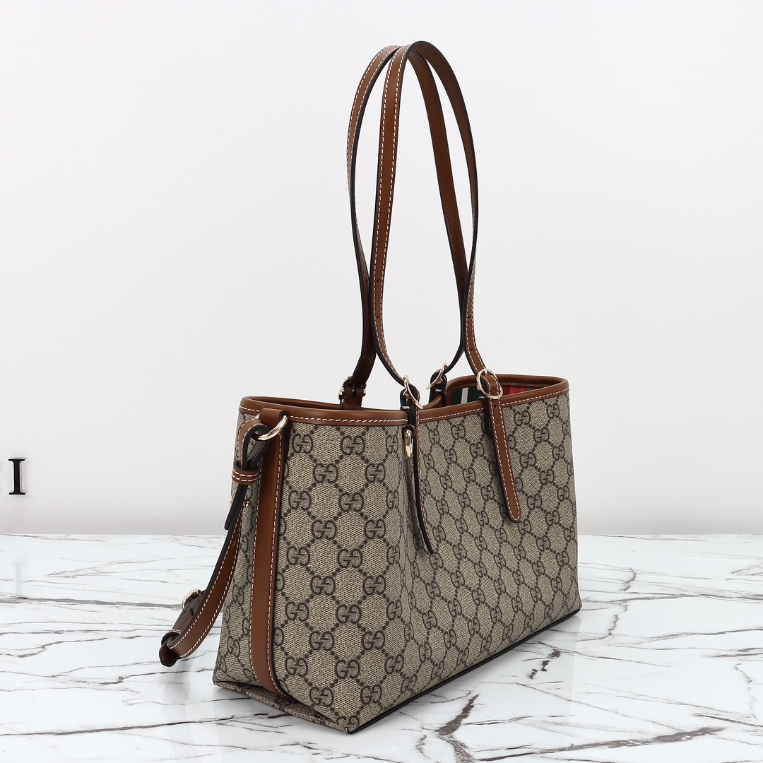 Gucci GG Emblem medium tote bag ‎815214 FAD6L 9758