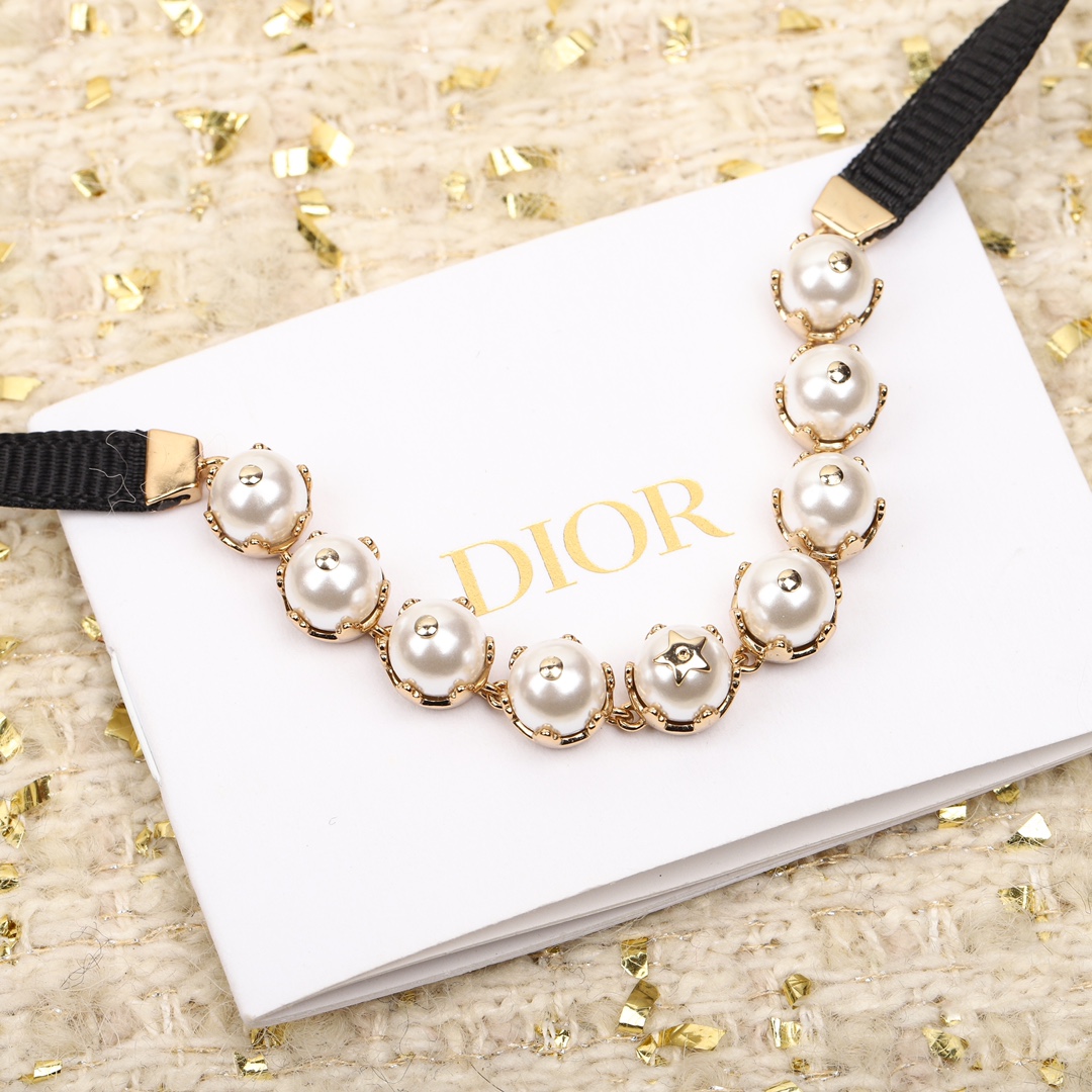 Dior nine-bead ribbon choker necklace