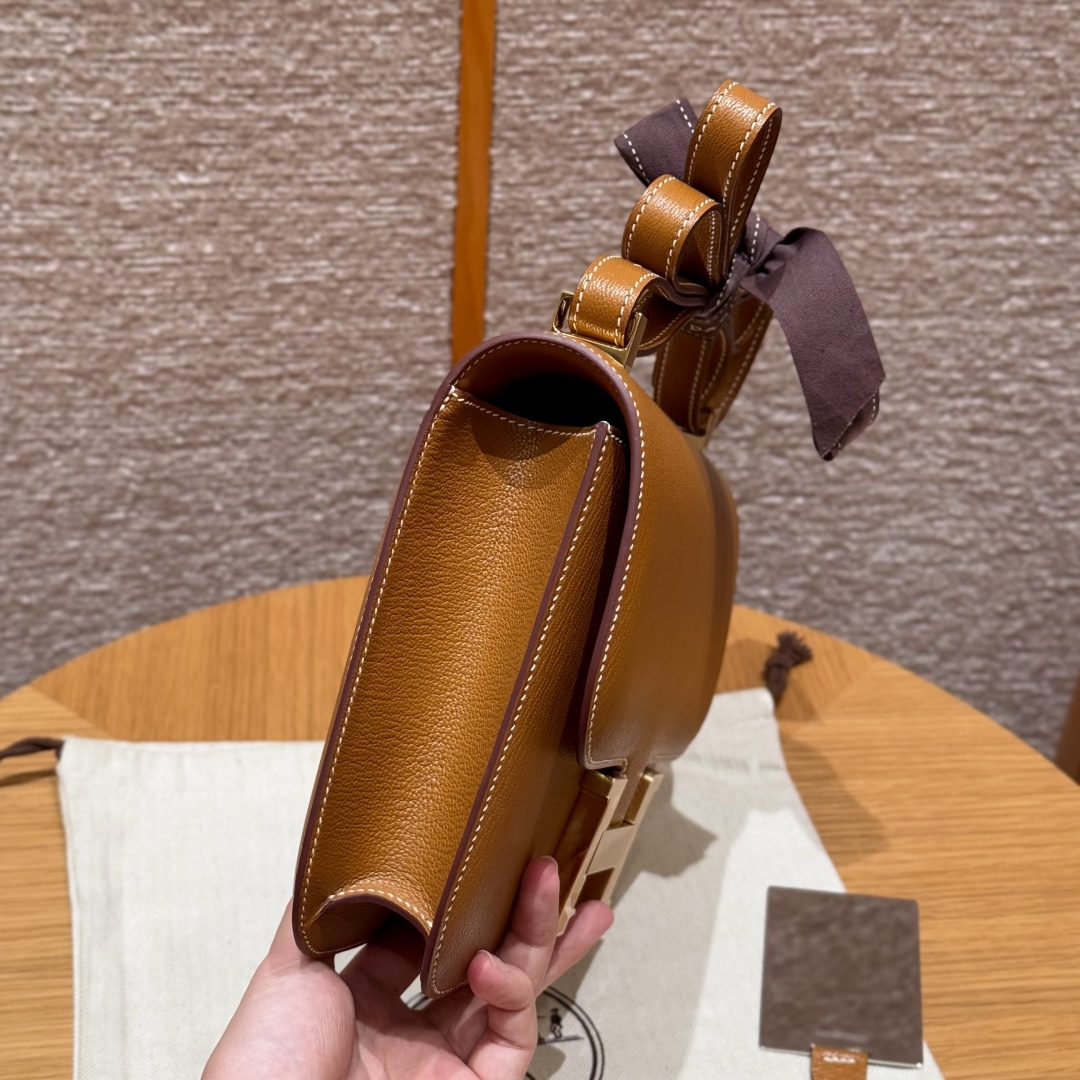 Hermès Constance 37gold handbag (handmade to order)