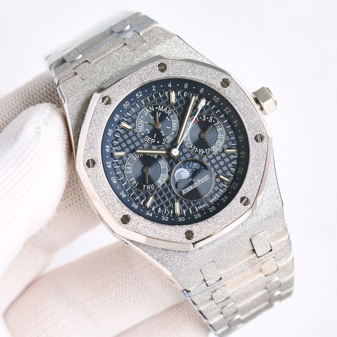 Audemars Piguet Royal Oak Series 26574 Series