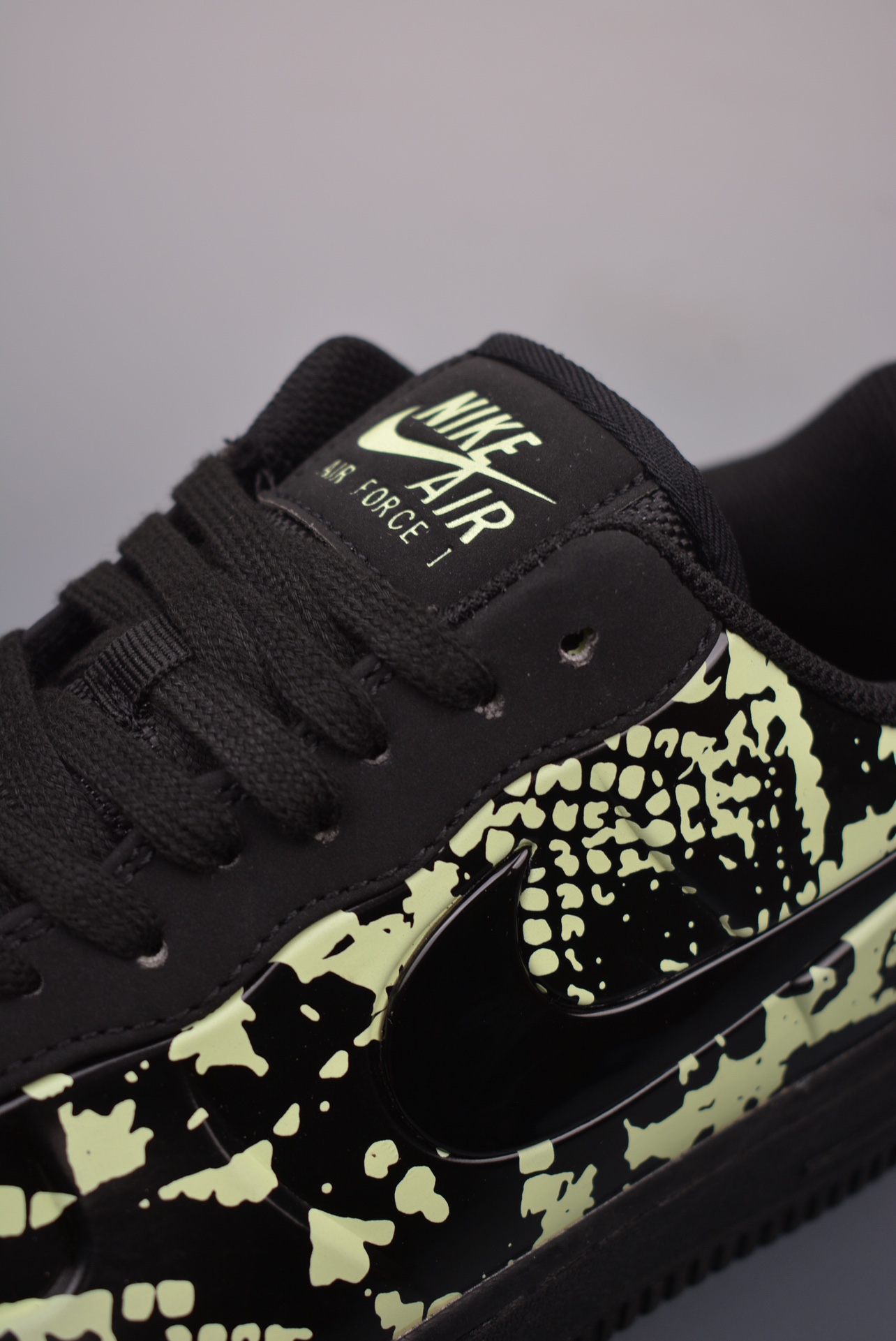 Nike Air Force 1 Low Posite FL Max Snake AJ3664-100